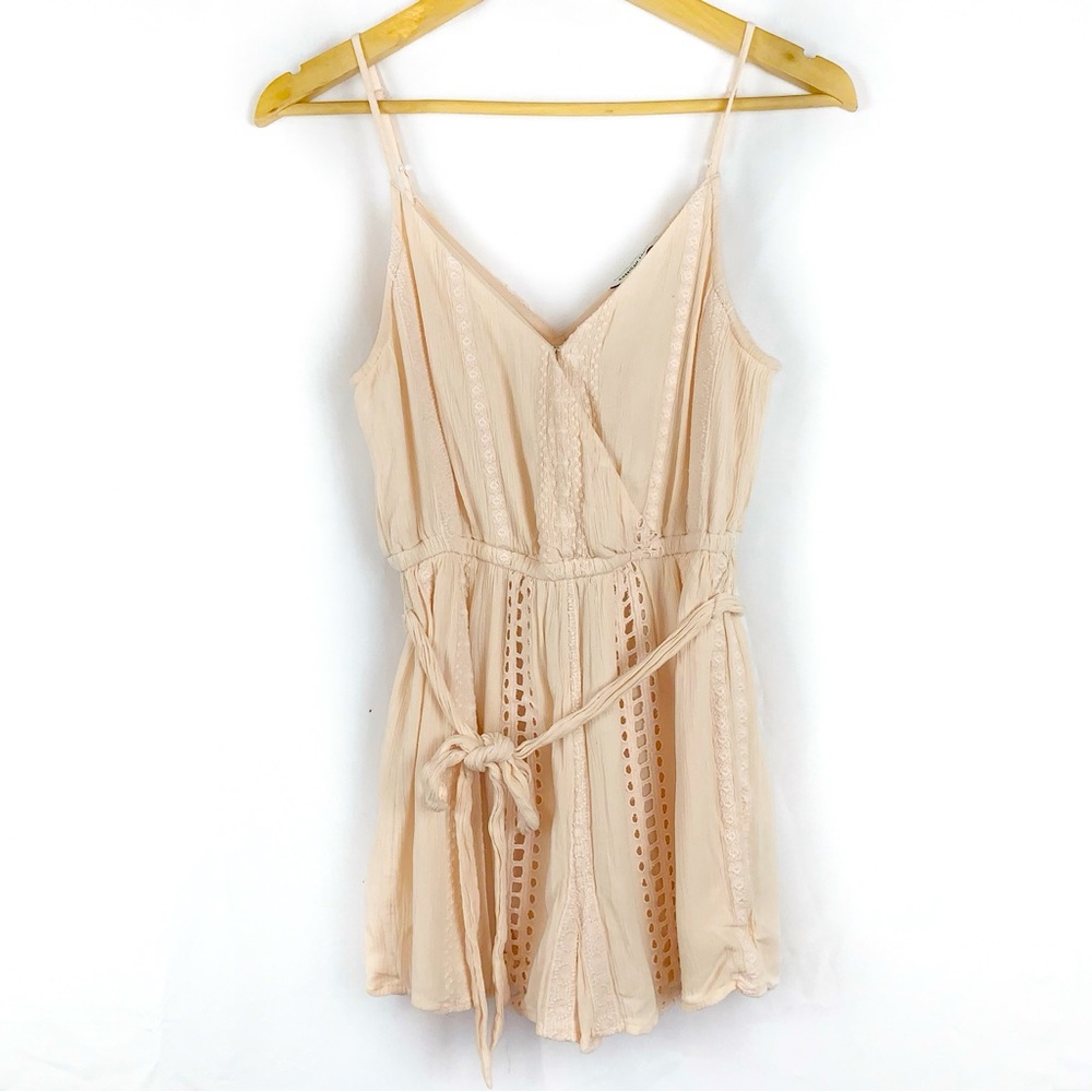 American Eagle Waist Defined Lace Crochet Romper in Peachy Pink - Picture 2 of 8